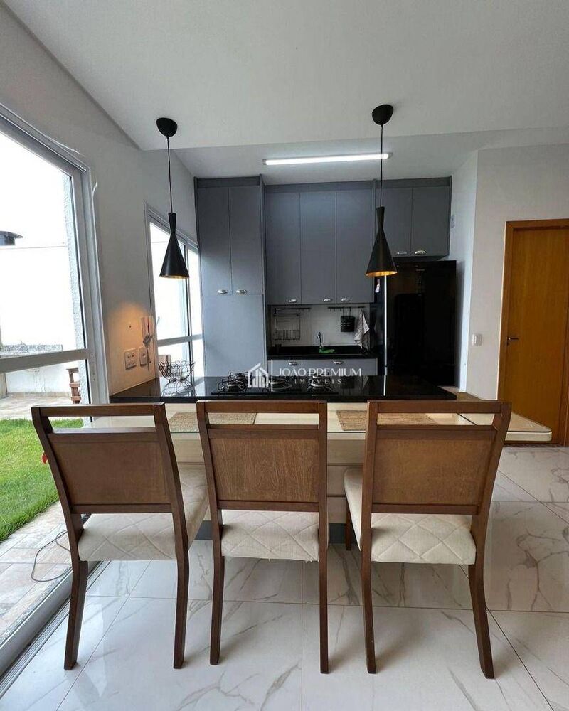 Casa, 3 quartos, 112 m² - Foto 1