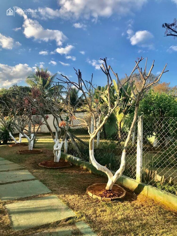 Chácara à venda com 4 quartos, 600m² - Foto 4