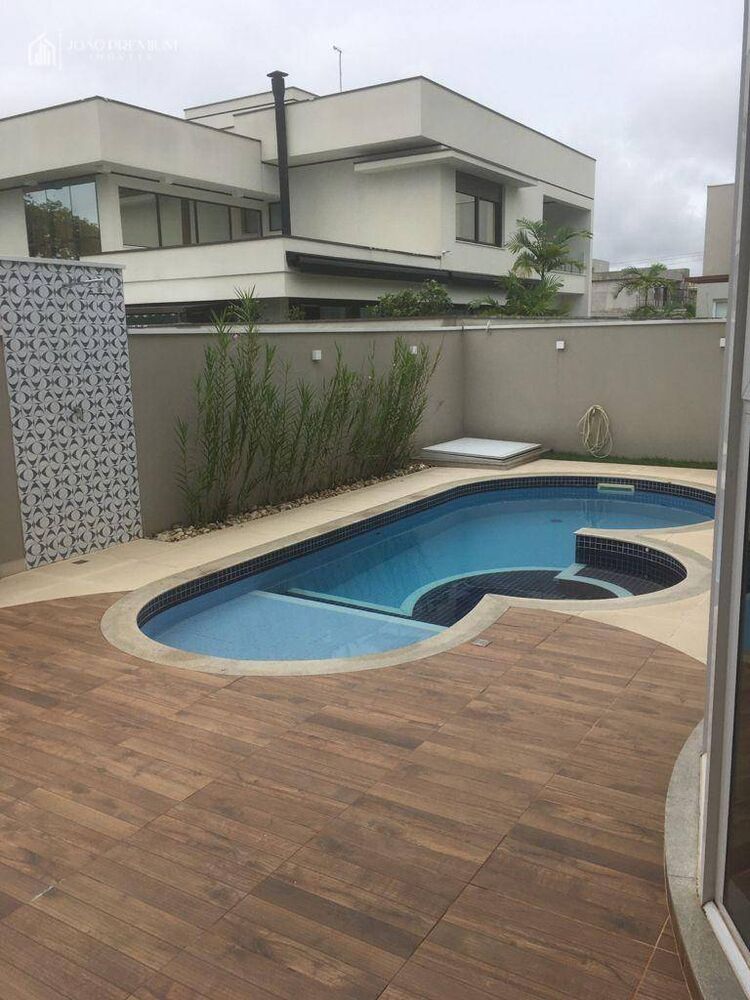Sobrado, 5 quartos, 372 m² - Foto 1