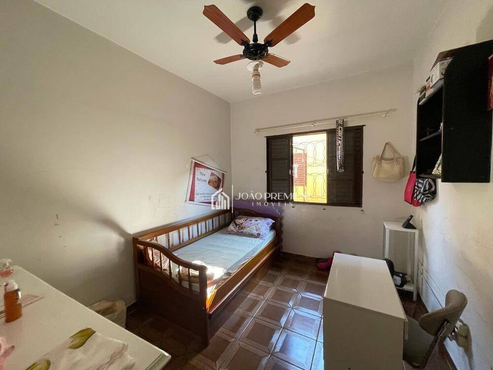 Casa, 6 quartos, 160 m² - Foto 2