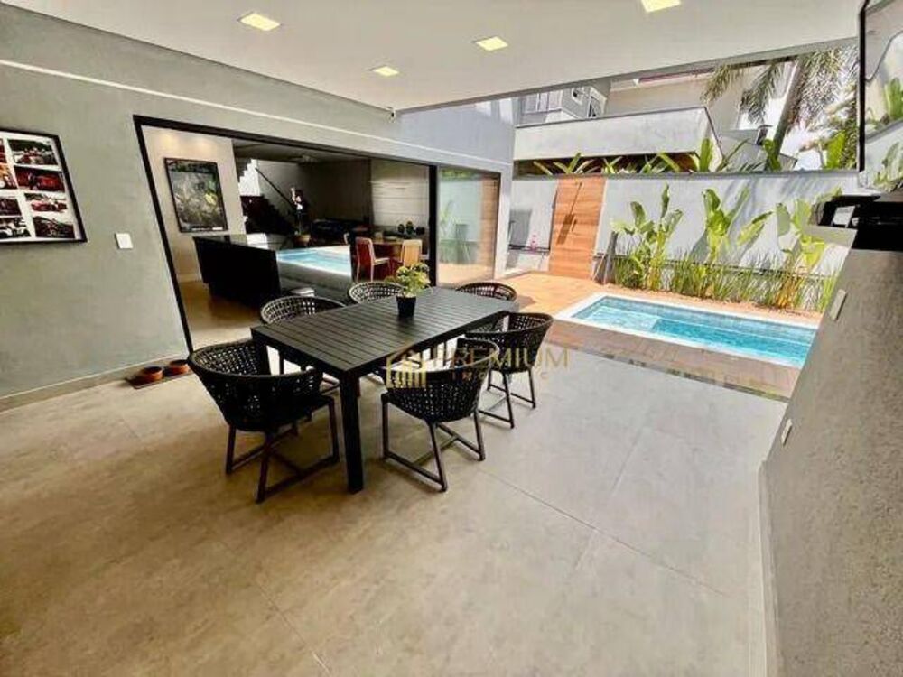 Sobrado, 4 quartos, 215 m² - Foto 2