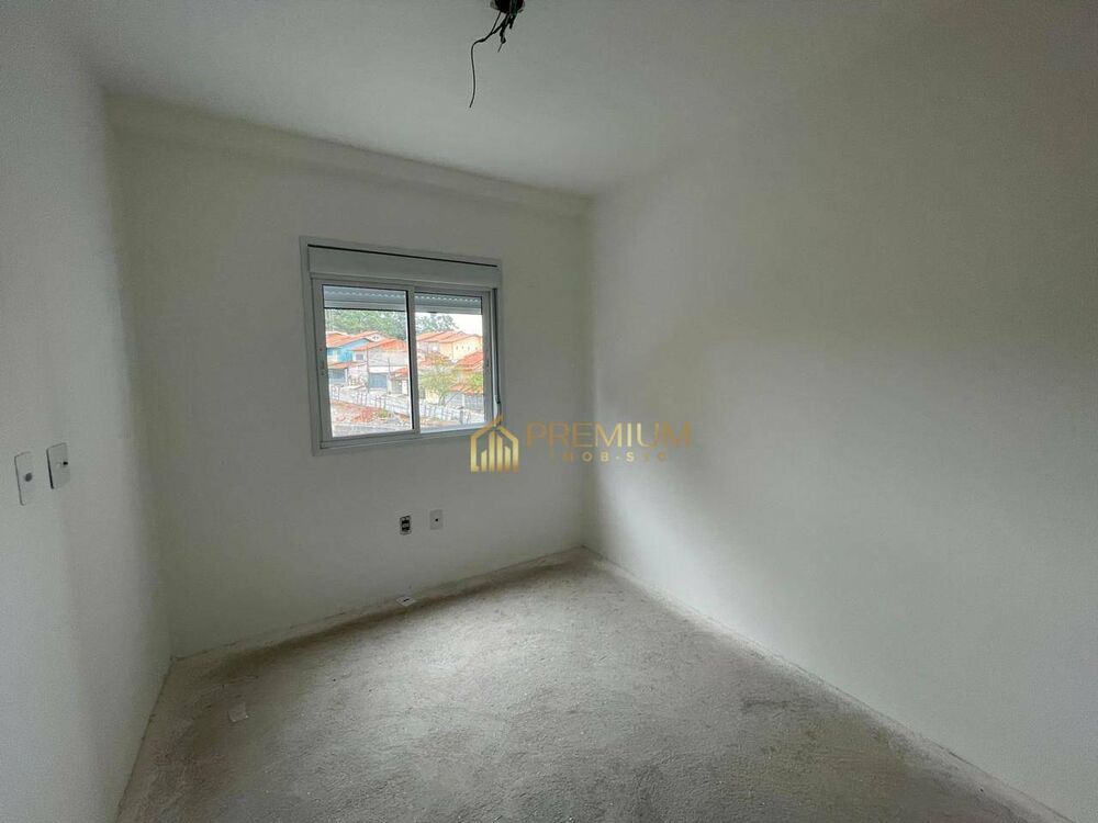 Apartamento à venda com 3 quartos, 65m² - Foto 2