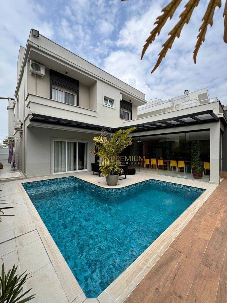 Sobrado, 4 quartos, 340 m² - Foto 2