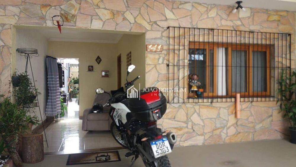 Casa, 4 quartos, 150 m² - Foto 1