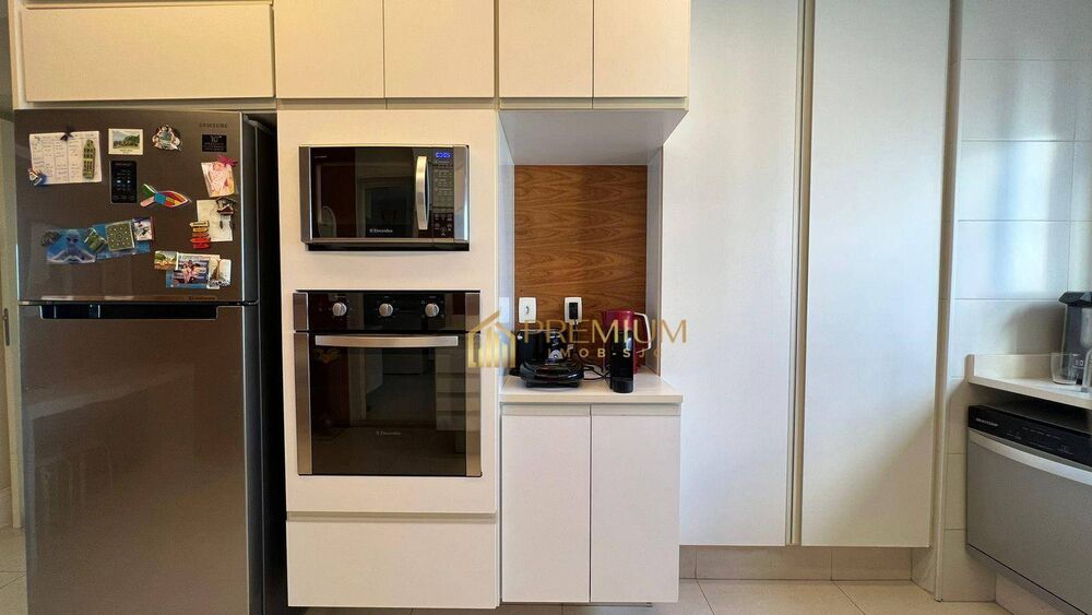Apartamento, 4 quartos, 259 m² - Foto 2
