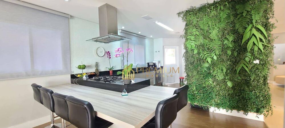 Sobrado, 4 quartos, 350 m² - Foto 1