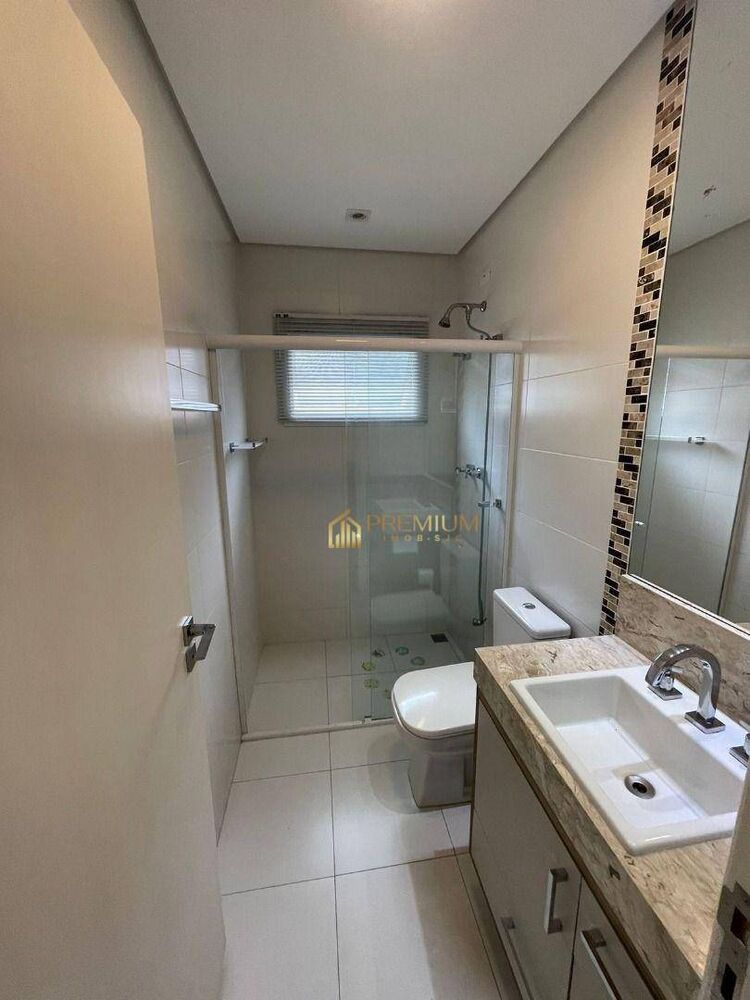 Sobrado, 4 quartos, 233 m² - Foto 1