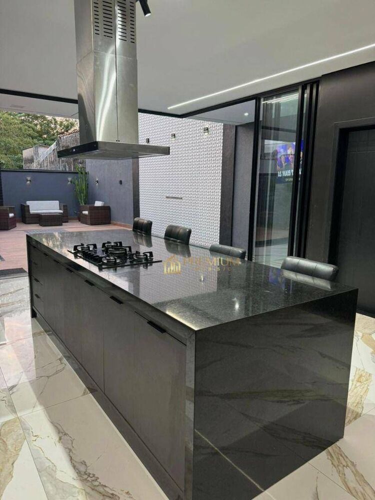 Sobrado, 4 quartos, 316 m² - Foto 3