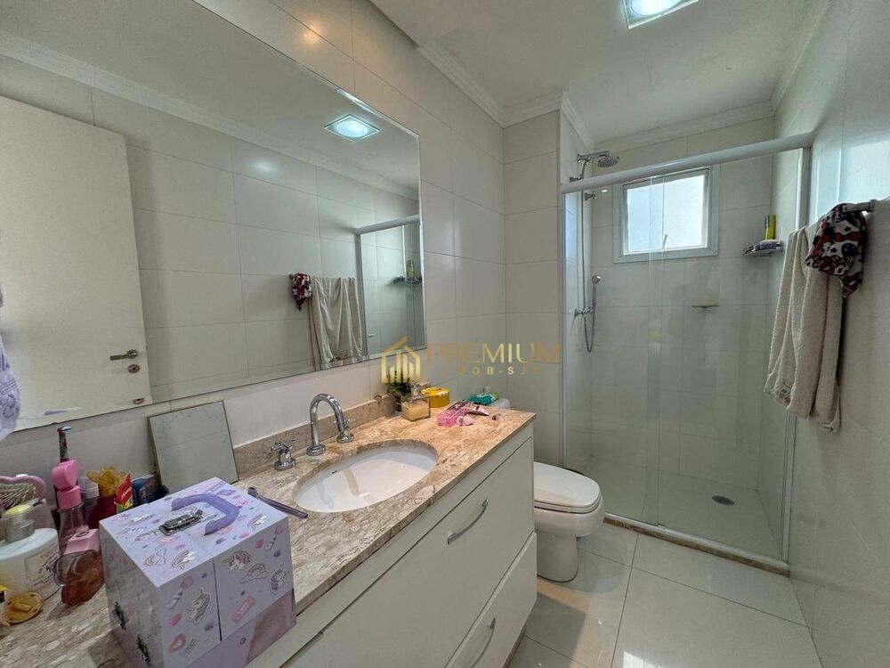 Apartamento, 4 quartos, 233 m² - Foto 2