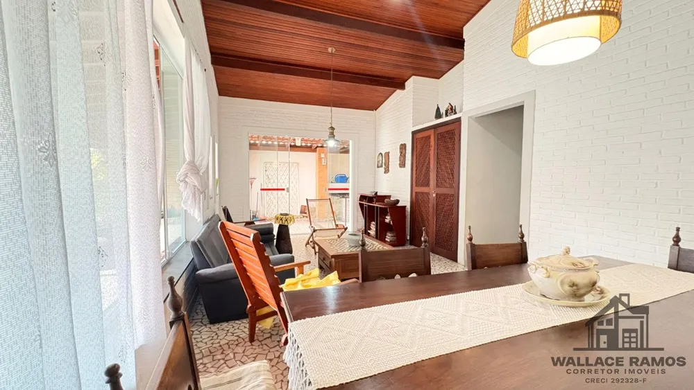 Casa, 5 quartos, 225 m² - Foto 3
