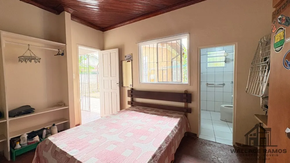 Casa, 5 quartos, 225 m² - Foto 4