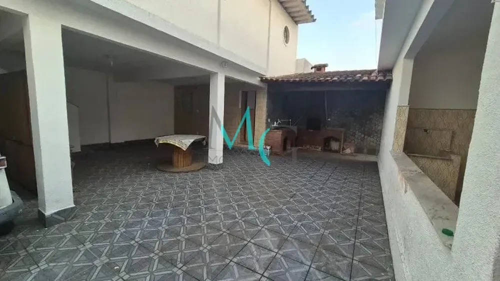 Casa, 5 quartos, 250 m² - Foto 33