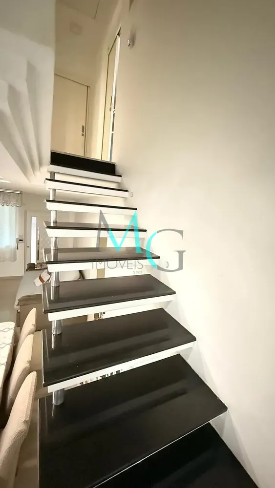 Casa, 4 quartos, 240 m² - Foto 47