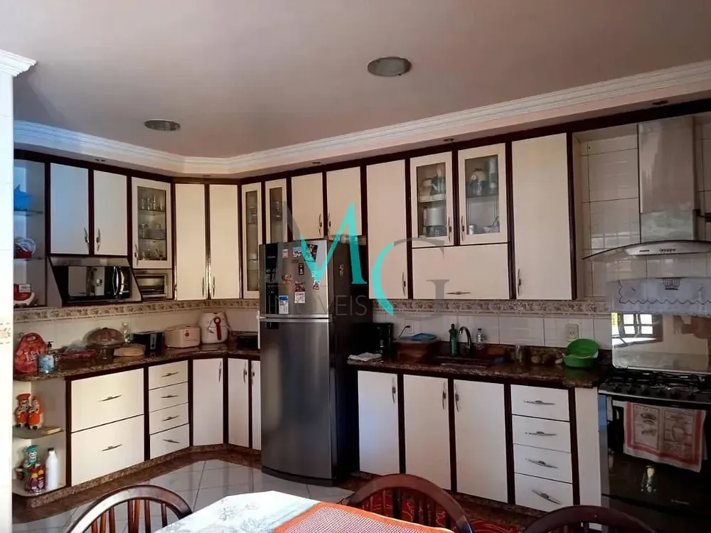 Casa, 4 quartos, 230 m² - Foto 47