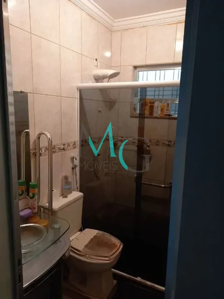 Casa, 2 quartos, 200 m² - Foto 1