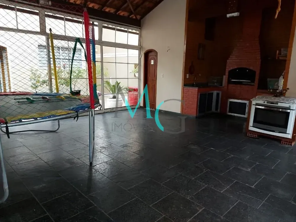 Casa, 3 quartos, 250 m² - Foto 33