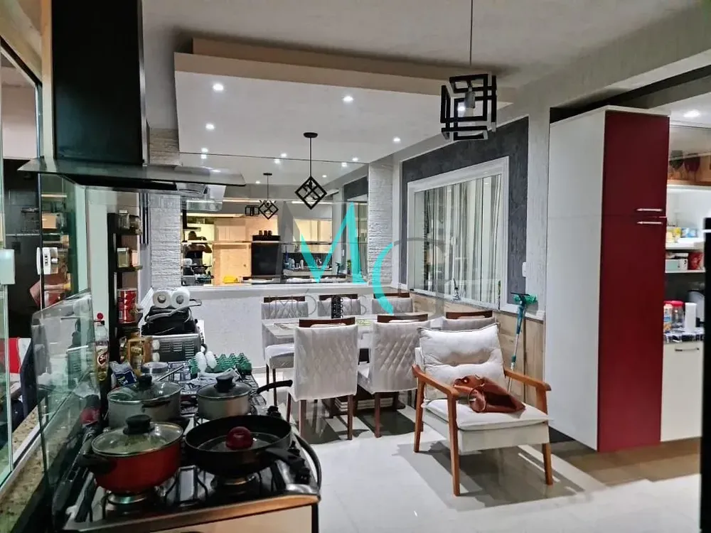 Casa, 3 quartos, 250 m² - Foto 19