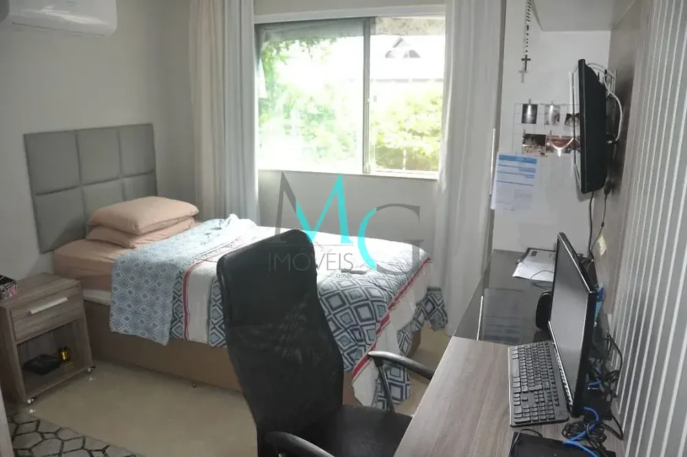 Casa, 4 quartos, 260 m² - Foto 32