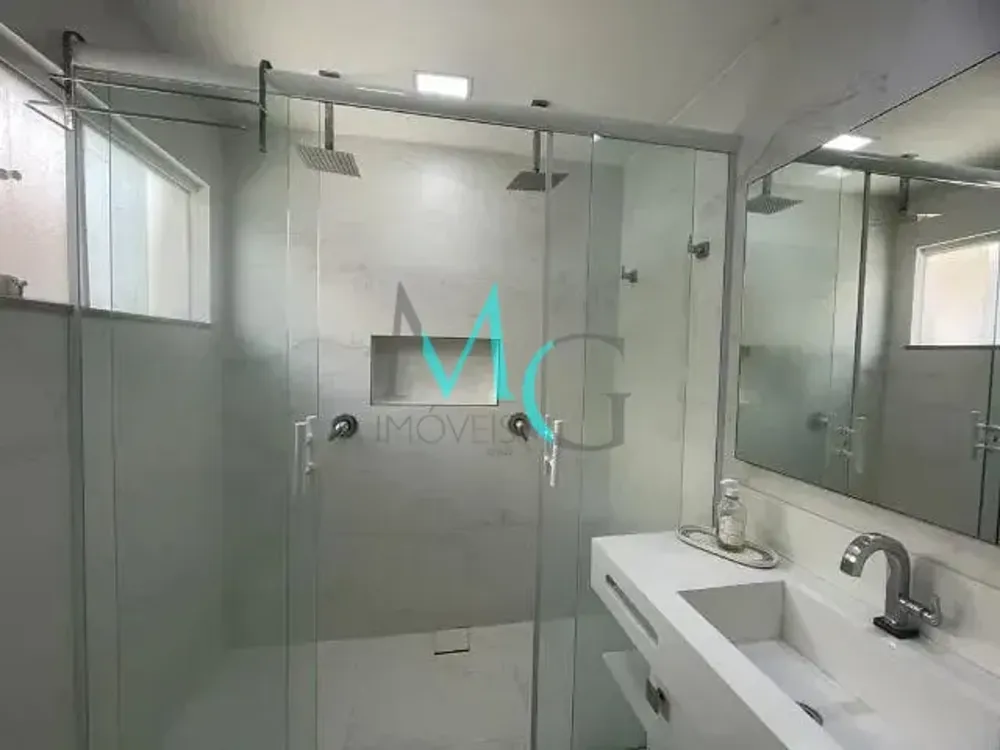 Casa, 4 quartos, 260 m² - Foto 47