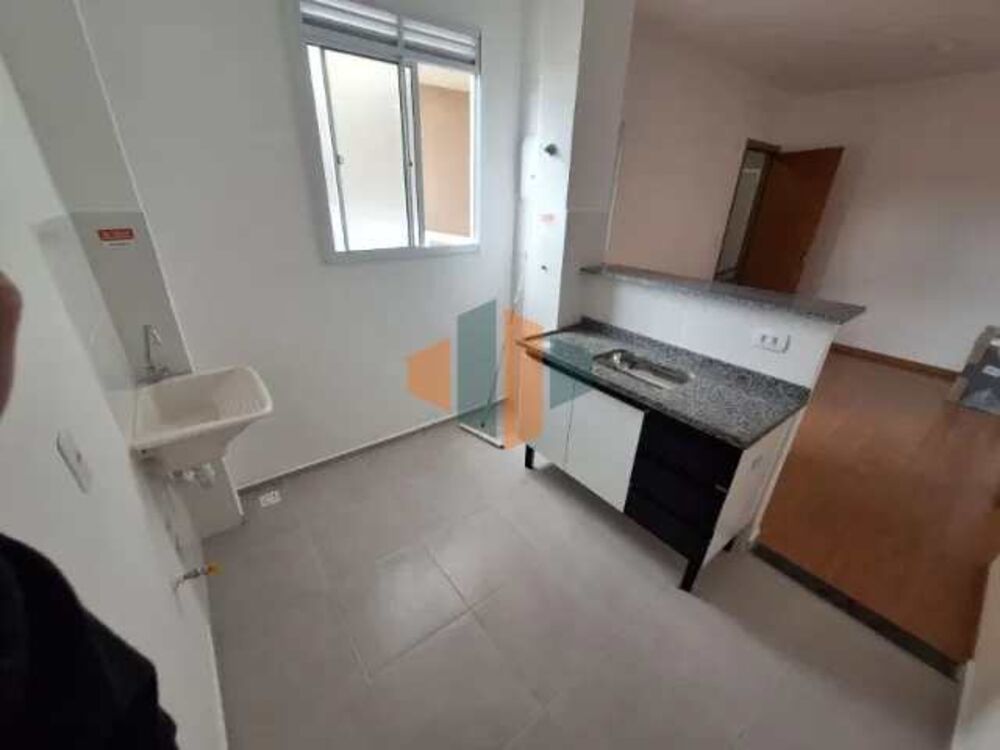 Apartamento para alugar com 2 quartos, 45m² - Foto 2