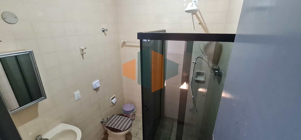 Casa à venda e aluguel com 3 quartos, 200m² - Foto 14