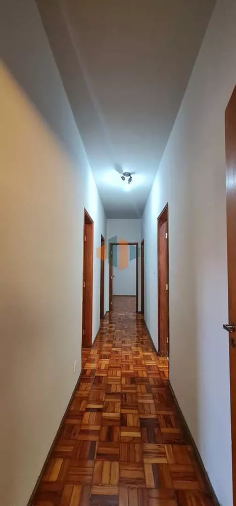 Casa à venda e aluguel com 3 quartos, 200m² - Foto 6