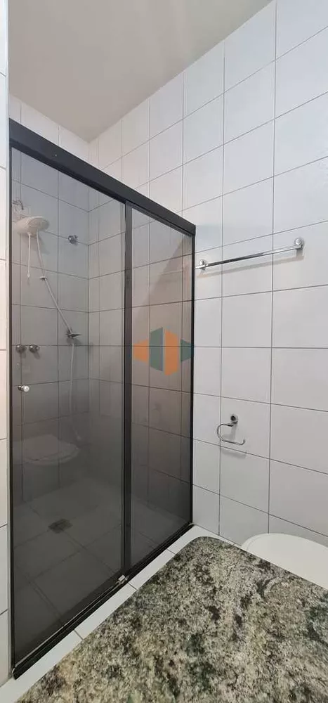 Casa à venda e aluguel com 3 quartos, 200m² - Foto 12