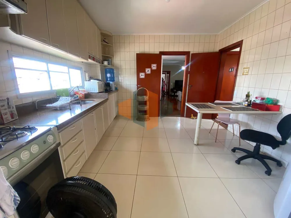 Apartamento, 3 quartos, 144 m² - Foto 3