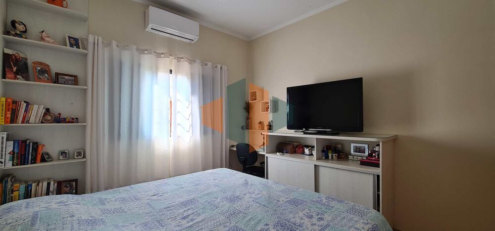 Casa, 3 quartos, 207 m² - Foto 3