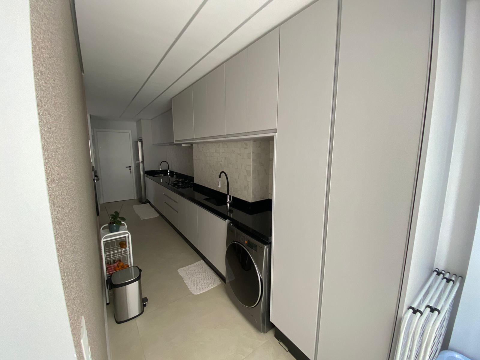 Apartamento à venda com 3 quartos, 110m² - Foto 6