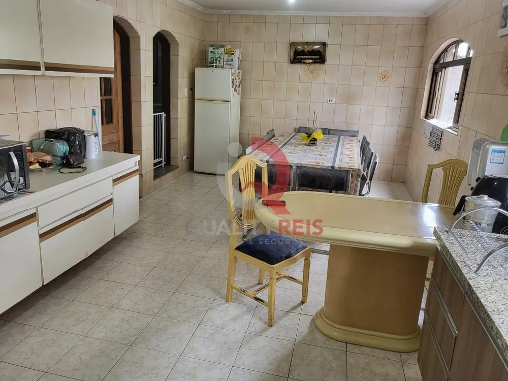 Sobrado, 5 quartos, 200 m² - Foto 8