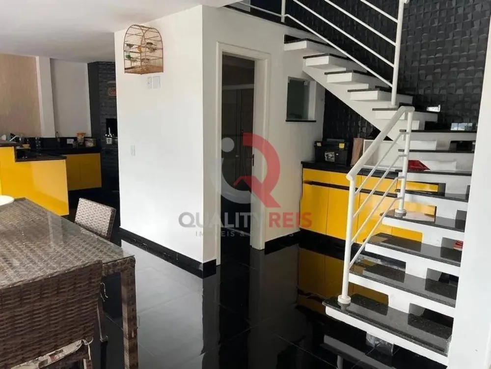 Casa, 5 quartos, 215 m² - Foto 9