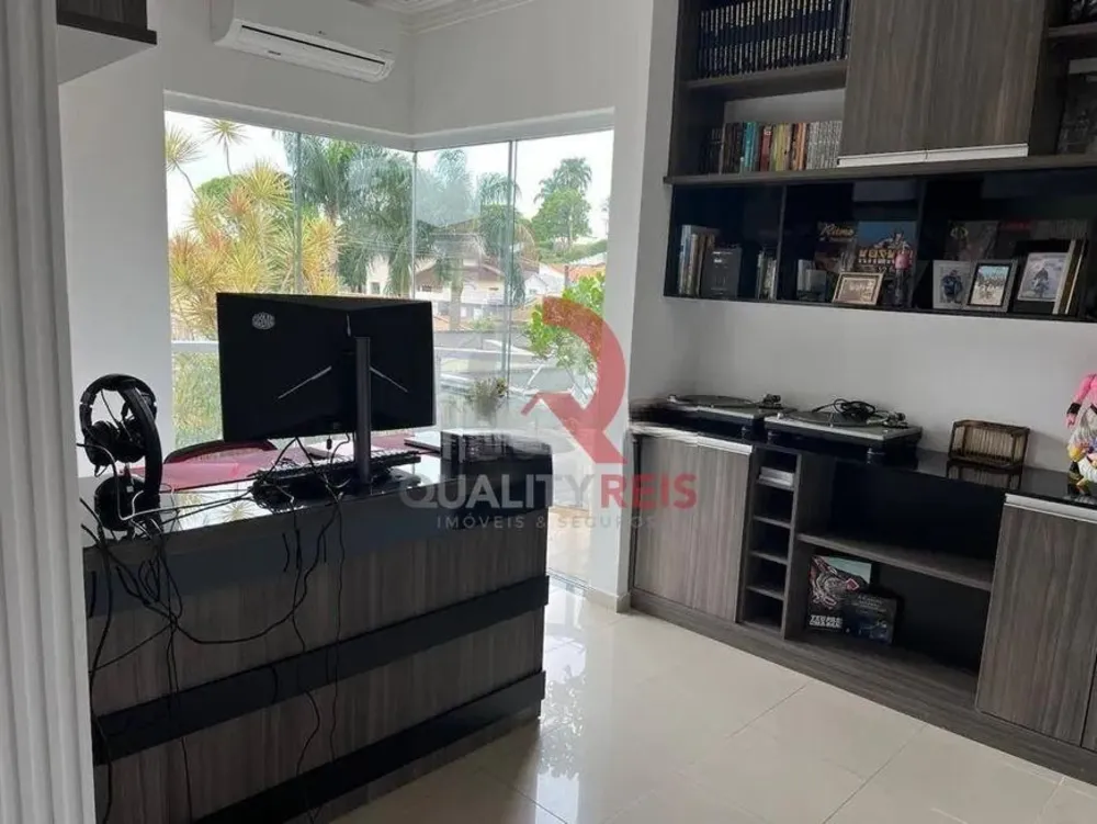 Casa, 5 quartos, 215 m² - Foto 11