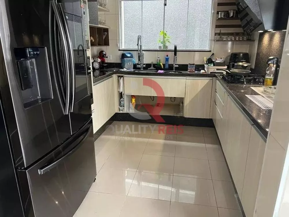 Casa, 5 quartos, 215 m² - Foto 4