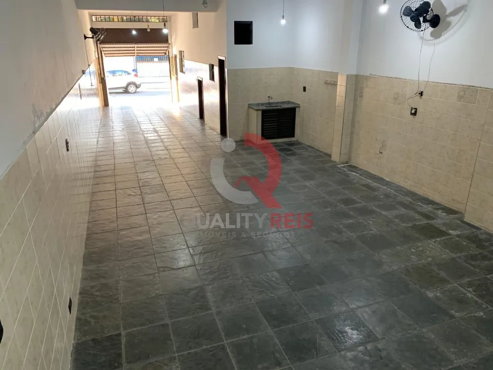 Sobrado, 3 quartos, 232 m² - Foto 2