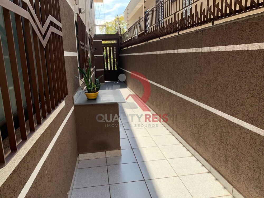 Sobrado, 3 quartos, 232 m² - Foto 2