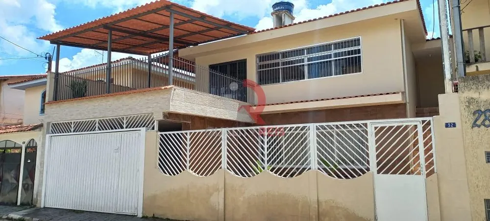 Sobrado, 3 quartos, 252 m² - Foto 1