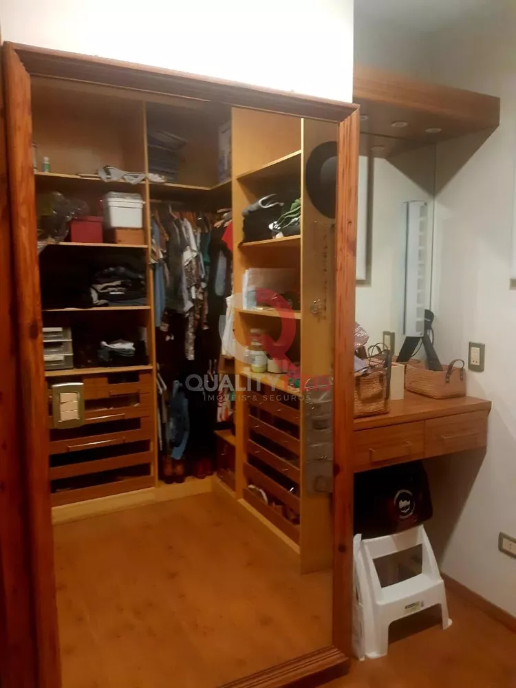 Sobrado, 4 quartos, 377 m² - Foto 1