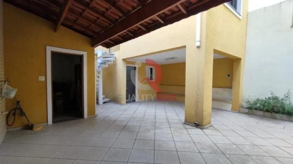 Sobrado, 3 quartos, 222 m² - Foto 1