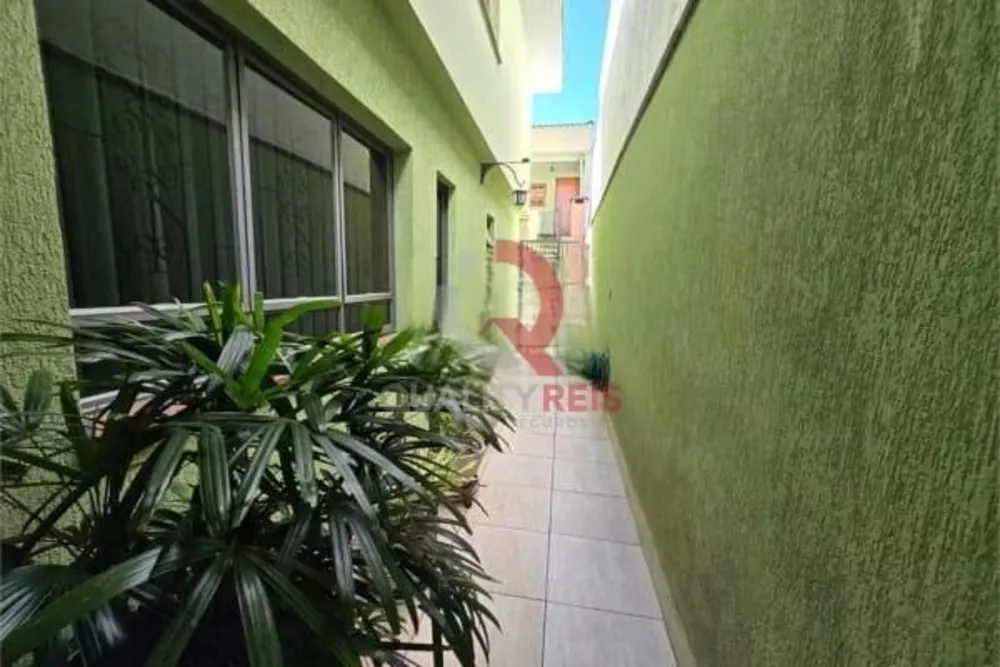 Sobrado, 3 quartos, 258 m² - Foto 1