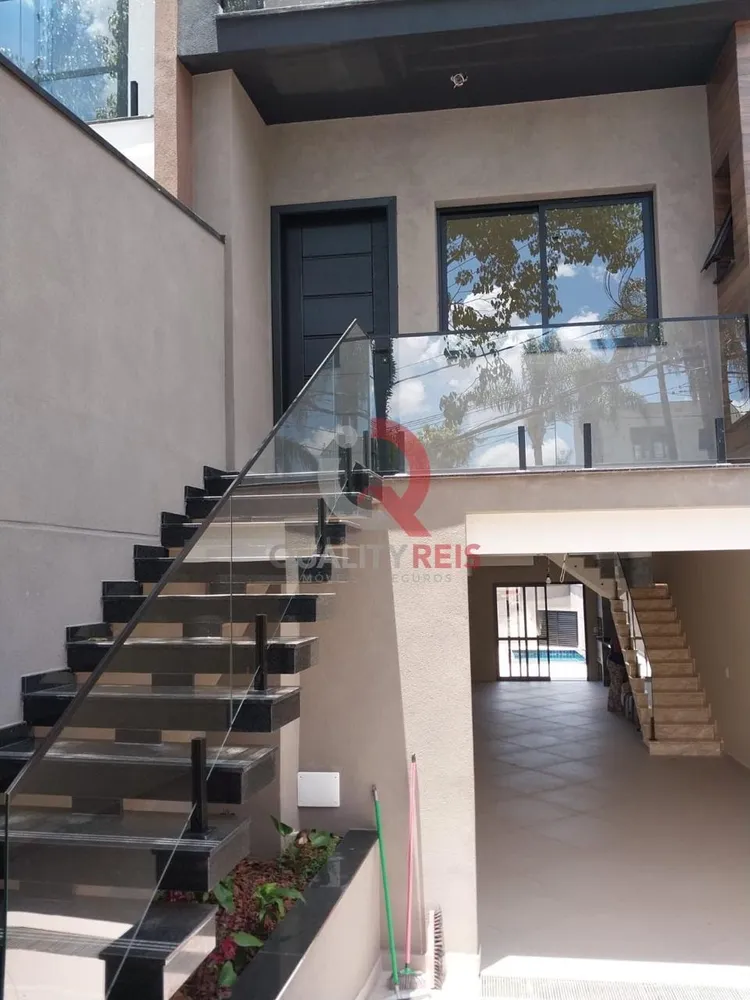 Sobrado, 3 quartos, 200 m² - Foto 1