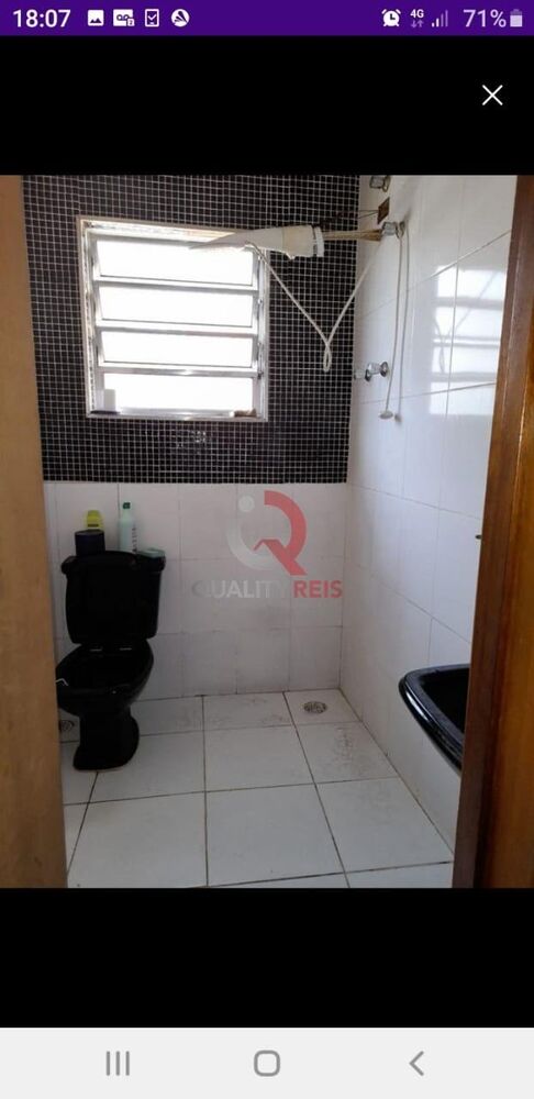 Casa à venda com 4 quartos, 100m² - Foto 2