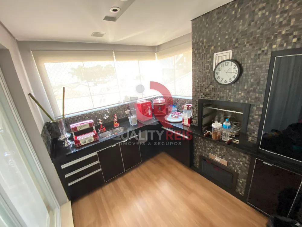 Apartamento à venda com 4 quartos, 250m² - Foto 6