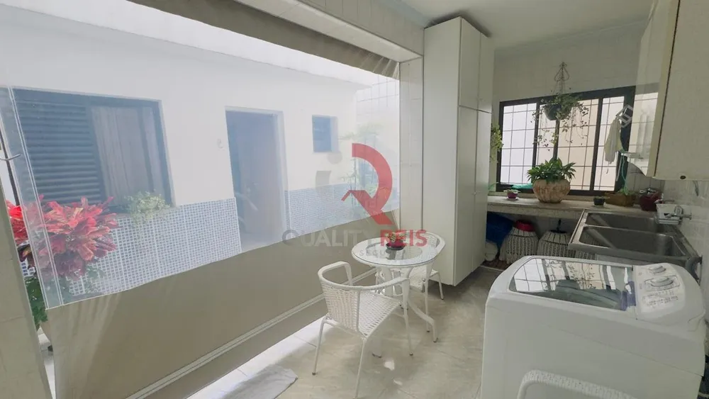 Casa, 4 quartos, 250 m² - Foto 1