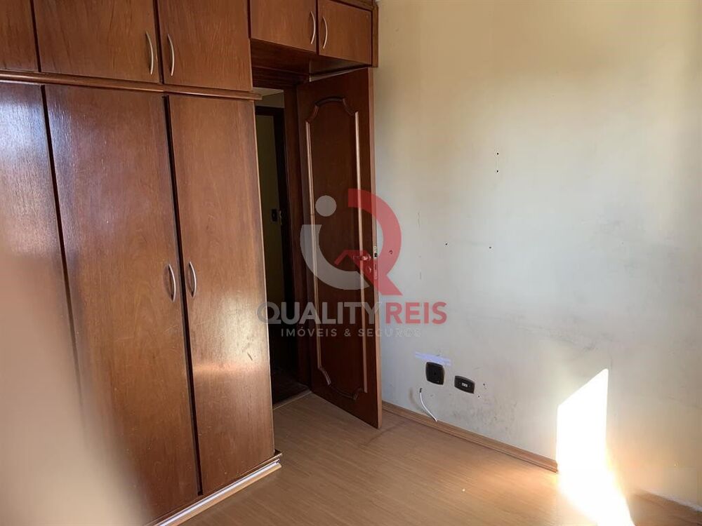 Apartamento à venda com 3 quartos, 75m² - Foto 4
