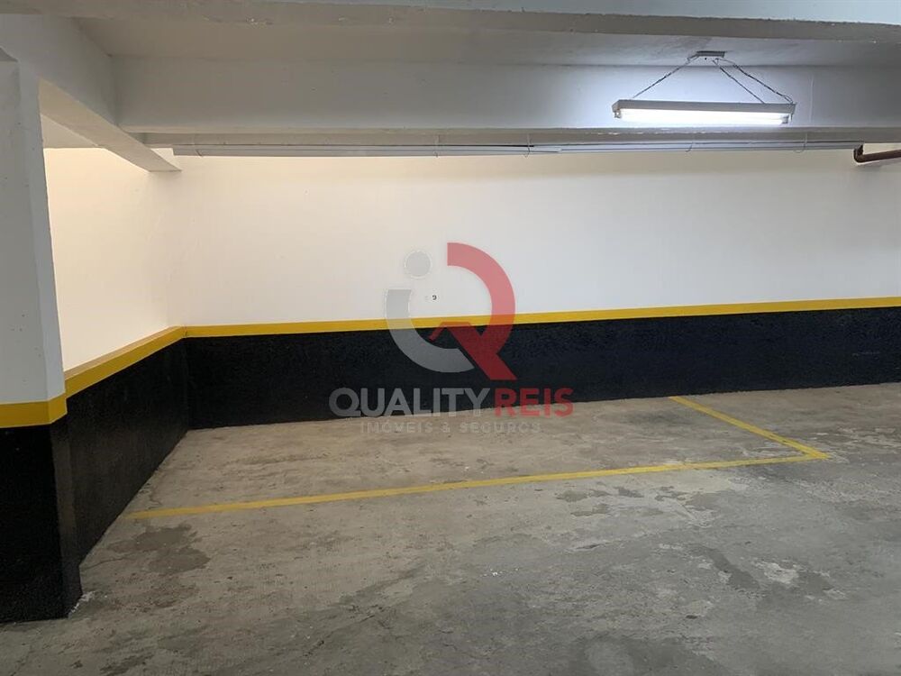 Apartamento à venda com 3 quartos, 75m² - Foto 3
