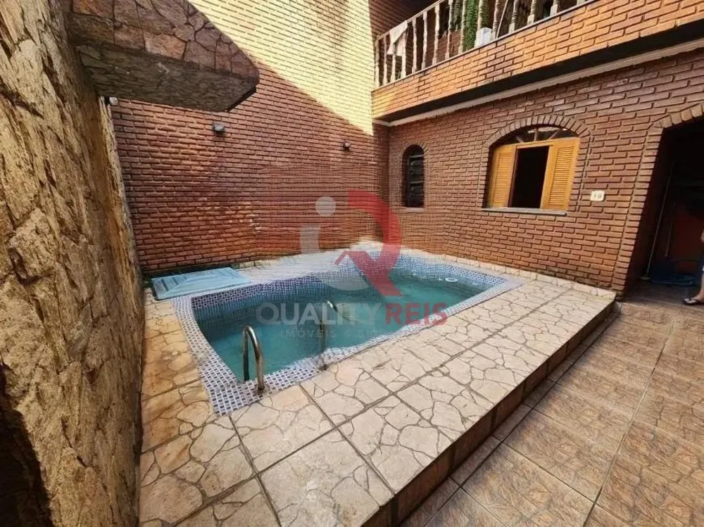 Sobrado, 4 quartos, 240 m² - Foto 2
