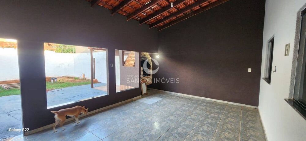 Casa à venda com 3 quartos, 264m² - Foto 2