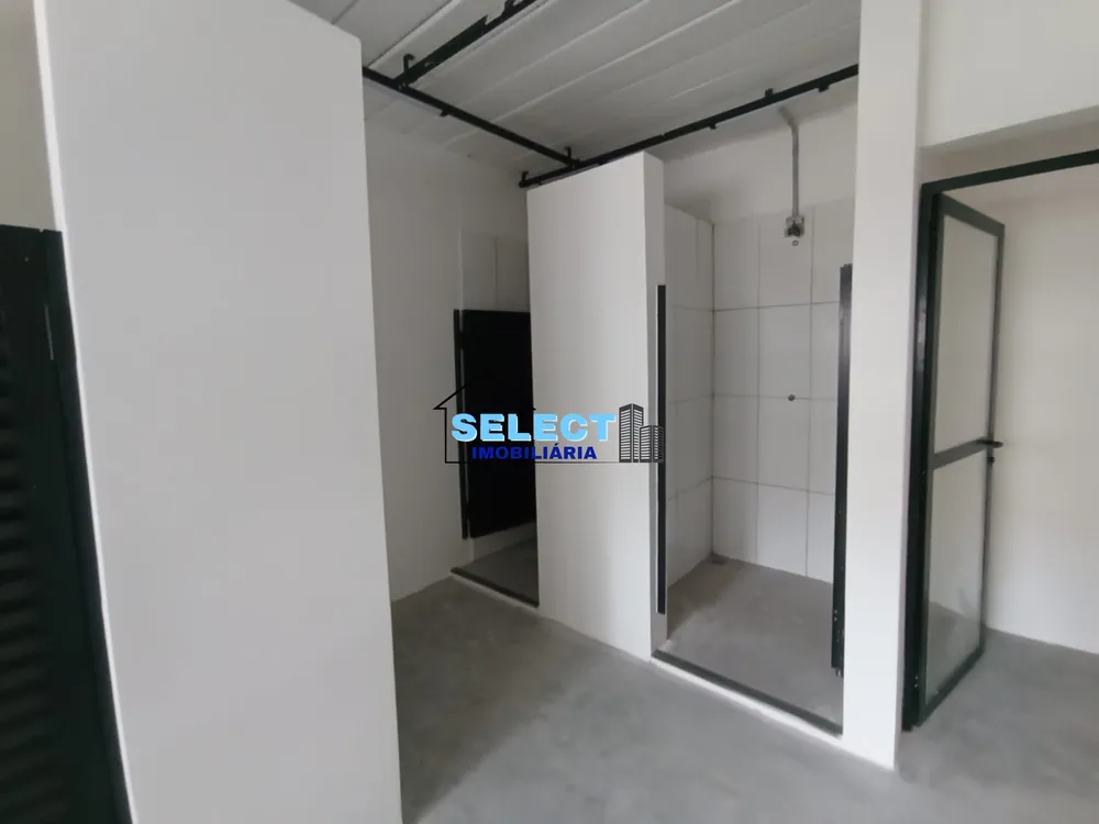 Depósito-Galpão, 2500 m² - Foto 2