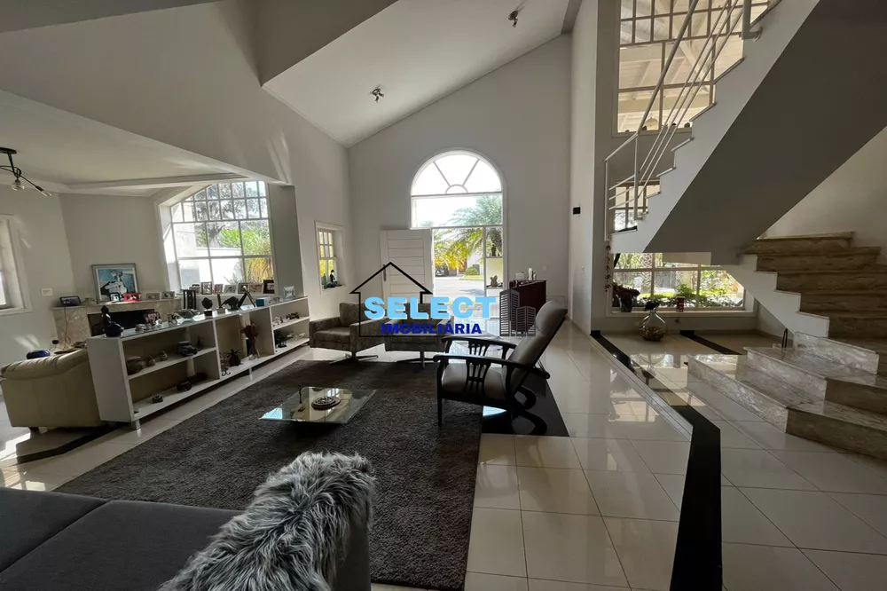 Casa de Condomínio à venda com 3 quartos, 593m² - Foto 1